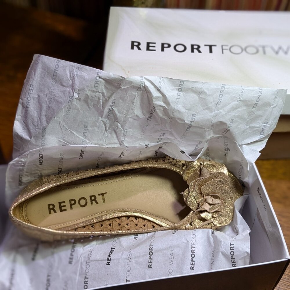 2002 vintage pair gold Report Footwear women's sparkle flats ROYO GOLD